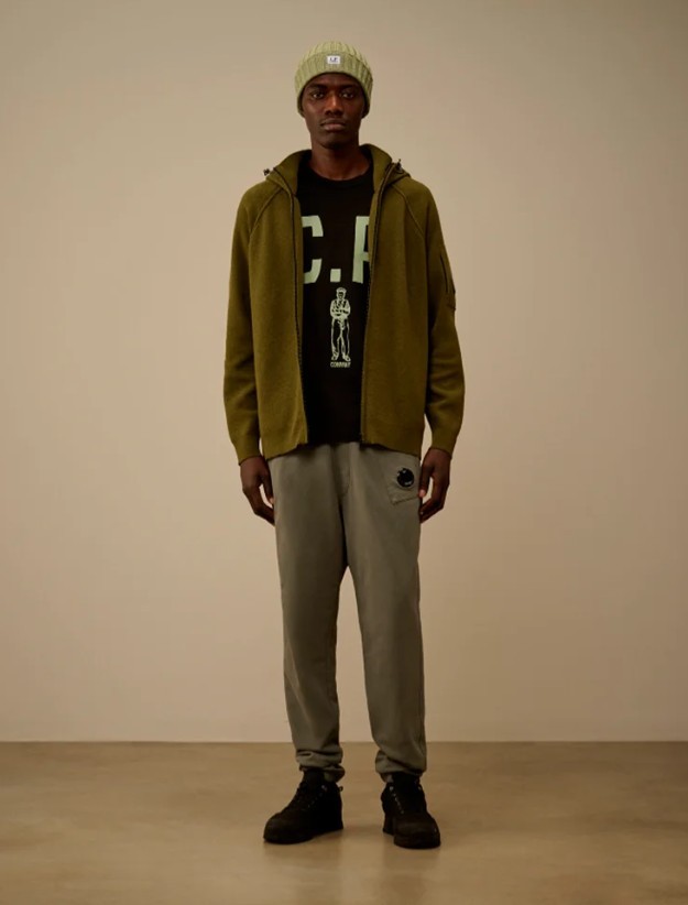 # 통합도매 (AM10_00~PM22_00)_사진_20260422_3.jpg